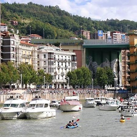 Vt En La Ribera De Bilbao Lägenhet Exteriör bild